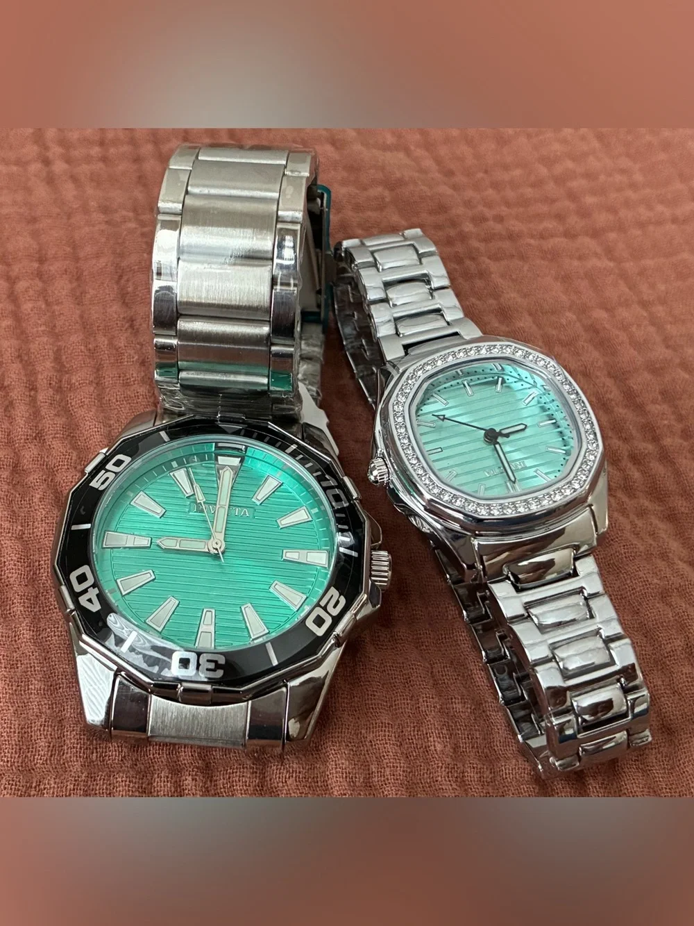 Invicta Couple’s Watch set